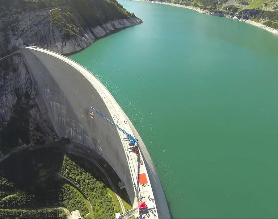 Bungee Jumping Kölnbreinsperre, Staudamm der Malta Hochalmstraße in Kärnten