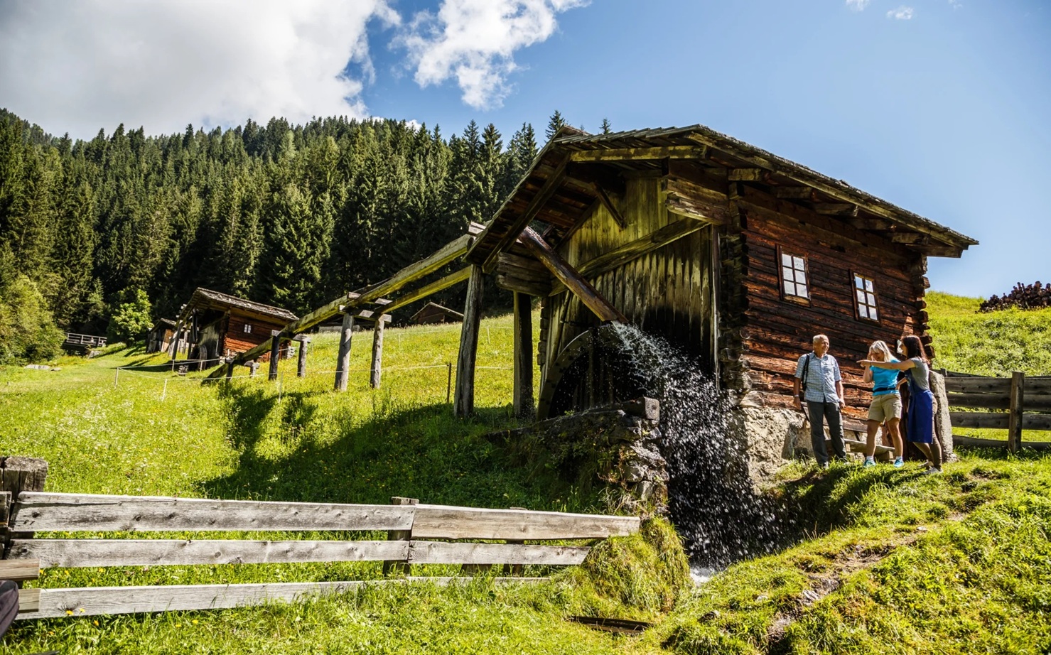 Sehenswert im Lesachtal - der Mühlenweg in Maria Luggau © W.Hummer - Slow Food Travel Sehenswert im Lesachtal - der Mühlenweg in Maria Luggau