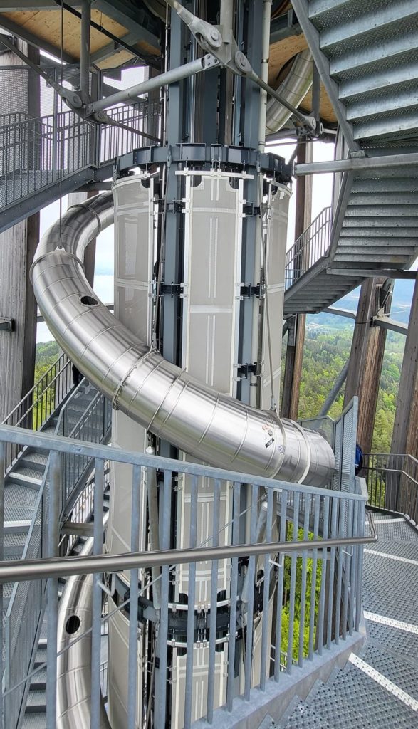 Rutsche am Pyramidenkogel in Kärnten - Gratis Rutschtag im April Rutsche am Pyramidenkogel in Kärnten - Gratis Rutschtag im April