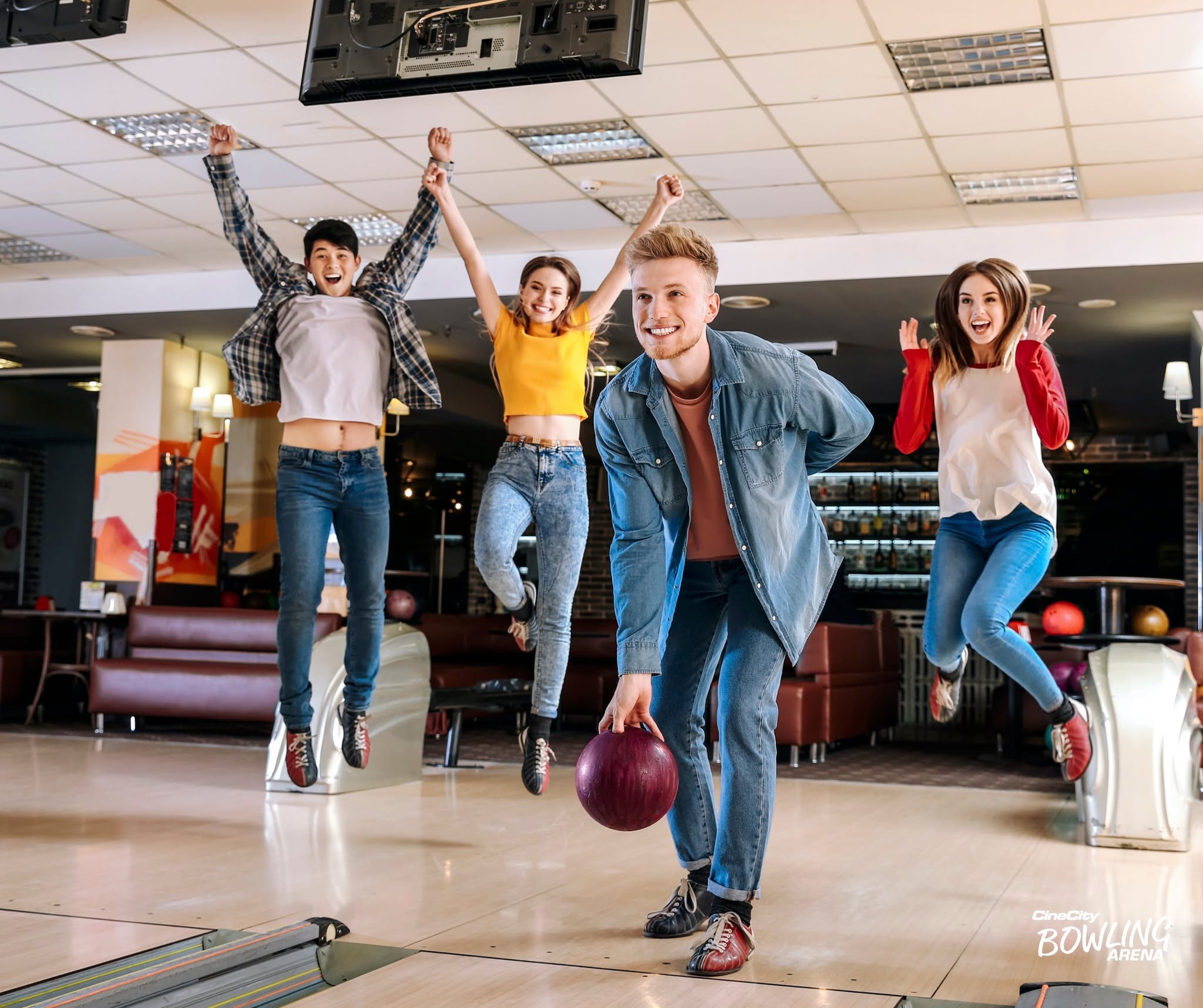 Schlechtwetter Ausflüge Klagenfurt Kinder, Teenager, Familien Bowling